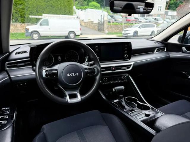 2022 Kia K5 LXS