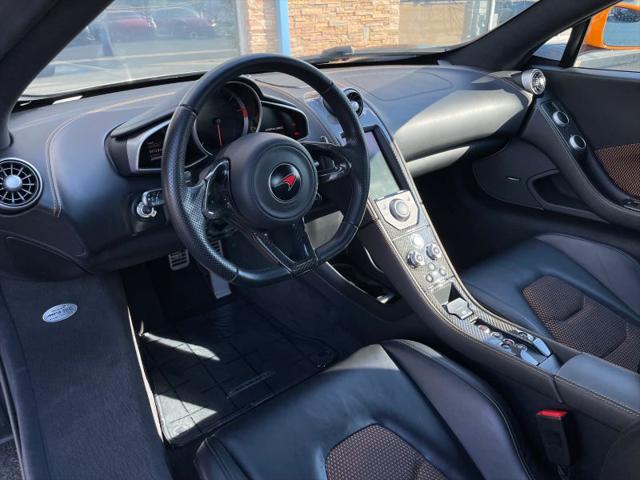 2012 McLaren MP4 12C Base