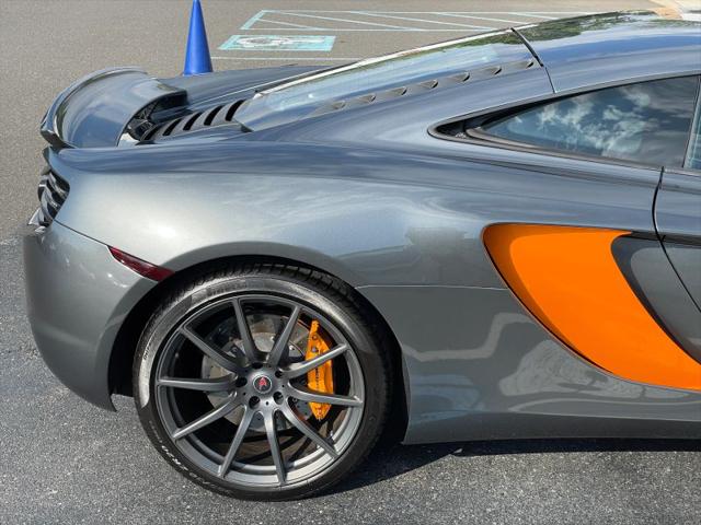 2012 McLaren MP4 12C Base