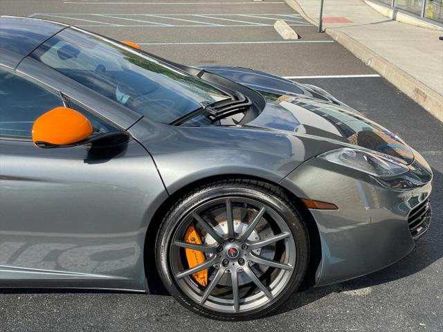 2012 McLaren MP4 12C Base
