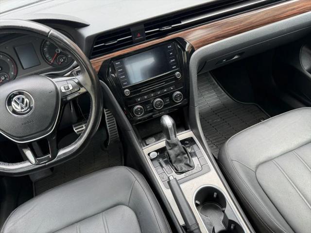 2020 Volkswagen Passat 2.0T SEL