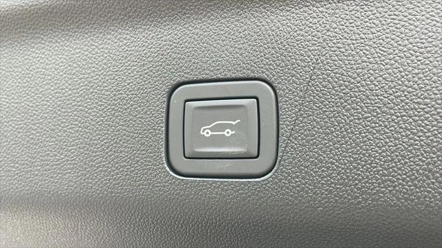 2026 GMC Yukon XL 4WD Elevation