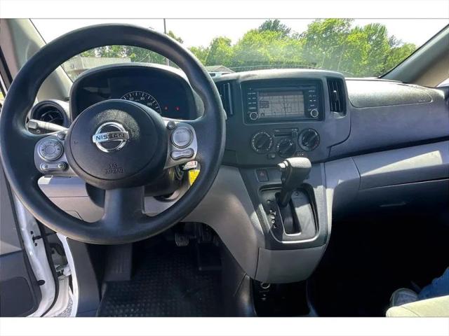 2017 Nissan NV200 SV