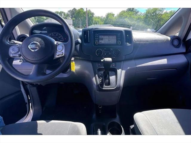 2017 Nissan NV200 SV