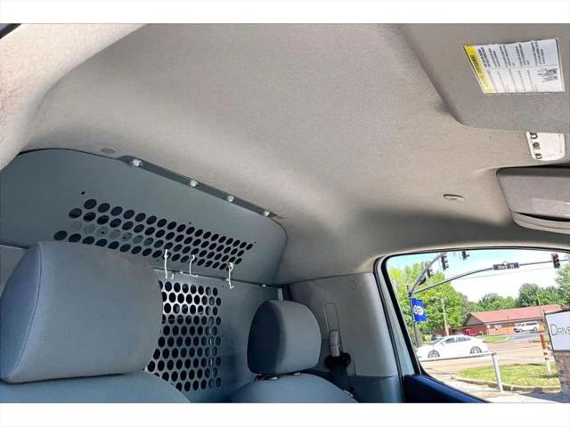 2017 Nissan NV200 SV