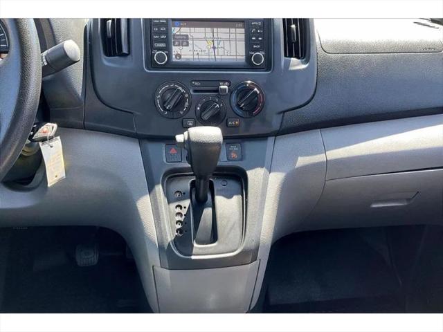 2017 Nissan NV200 SV