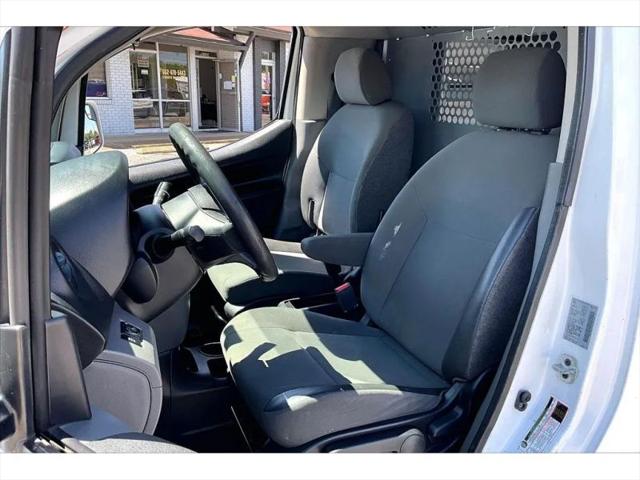 2017 Nissan NV200 SV