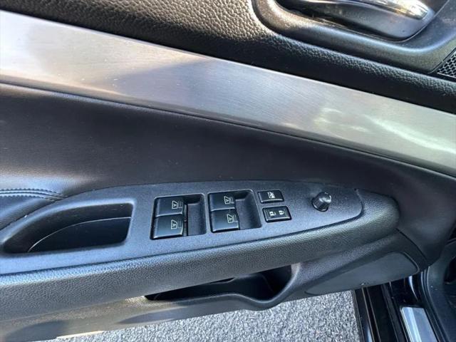 2015 INFINITI Q40 Base