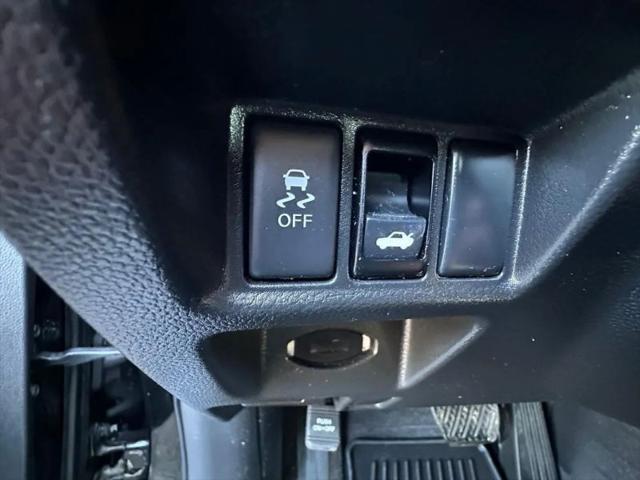 2015 INFINITI Q40 Base