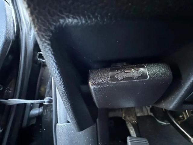 2015 INFINITI Q40 Base