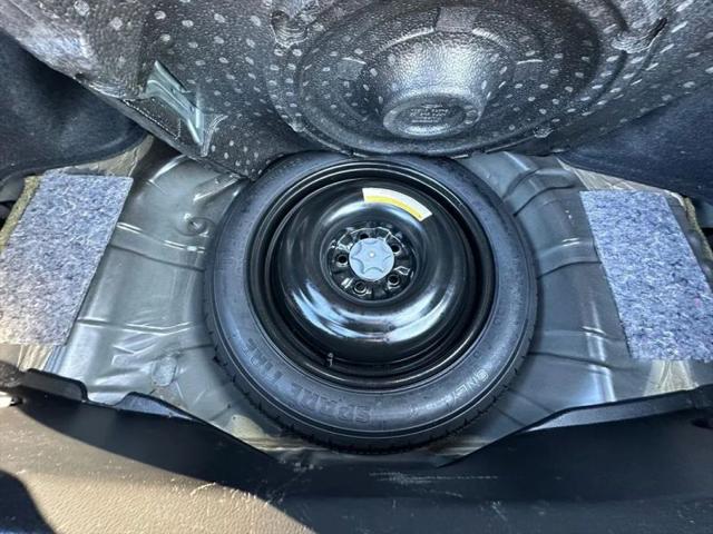 2015 INFINITI Q40 Base