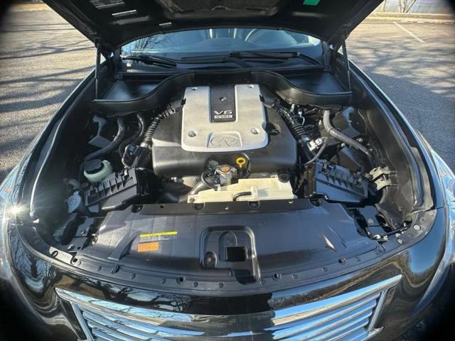 2015 INFINITI Q40 Base