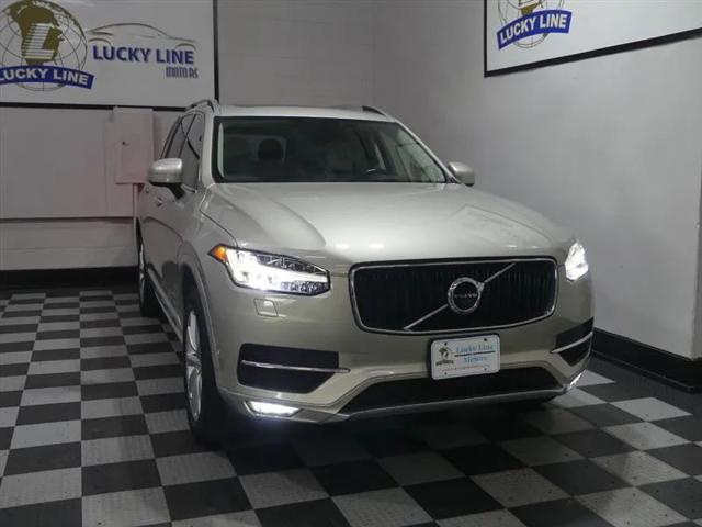 2017 Volvo XC90 T6 Momentum