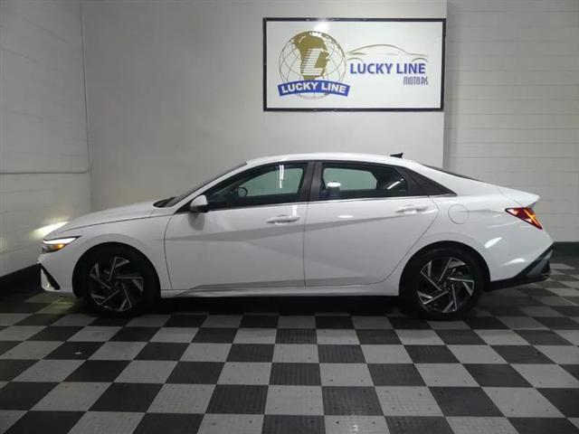 2025 Hyundai Elantra Limited
