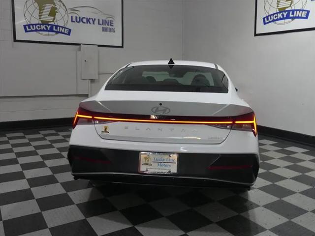 2025 Hyundai Elantra Limited