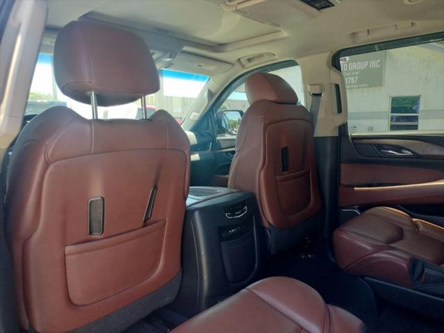 2015 Cadillac Escalade Luxury