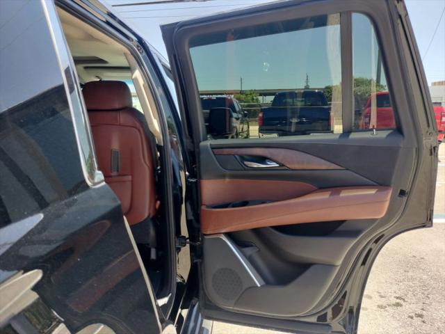 2015 Cadillac Escalade Luxury