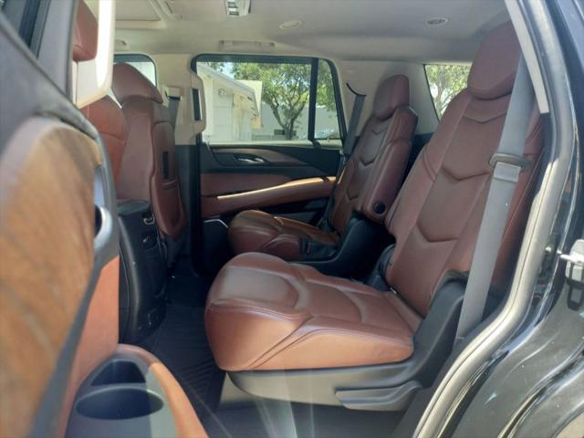 2015 Cadillac Escalade Luxury
