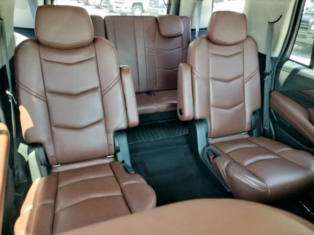 2015 Cadillac Escalade Luxury