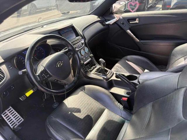 2013 Hyundai Genesis Coupe 3.8 Track