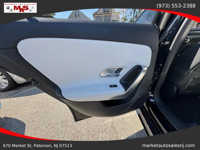 2021 Mercedes-Benz A 220 4MATIC