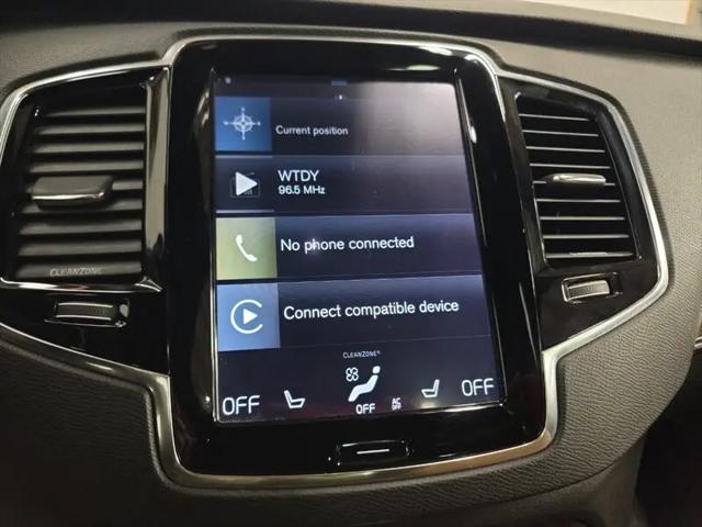 2016 Volvo XC90 T6 Momentum