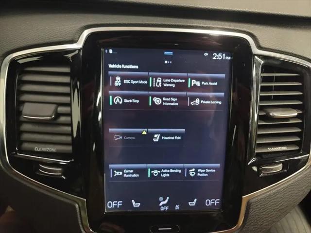 2016 Volvo XC90 T6 Momentum