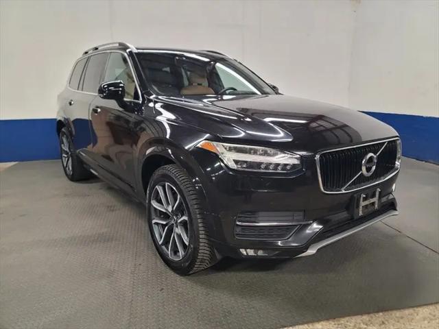 2016 Volvo XC90 T6 Momentum