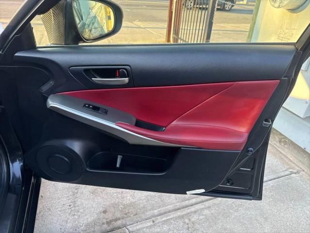 2017 Lexus IS 300 300