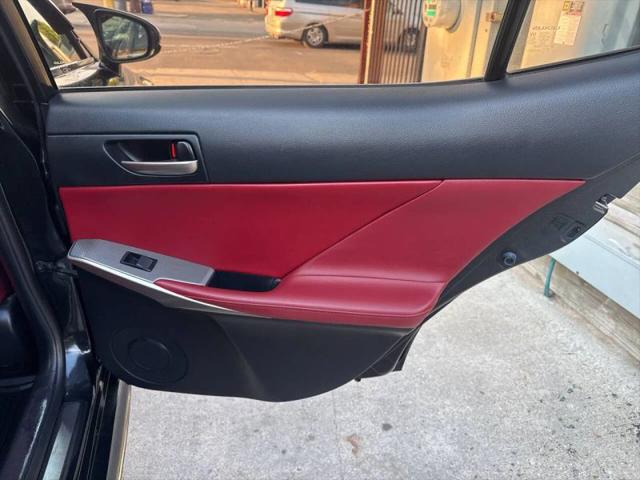 2017 Lexus IS 300 300