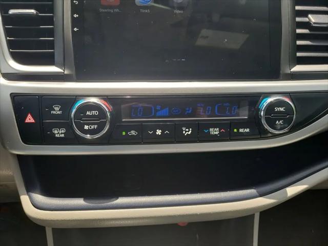 2015 Toyota Highlander LE Plus V6