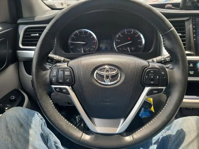 2015 Toyota Highlander LE Plus V6