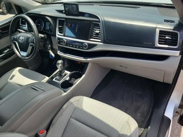 2015 Toyota Highlander LE Plus V6