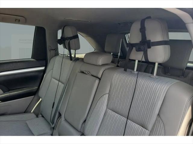 2015 Toyota Highlander LE Plus V6