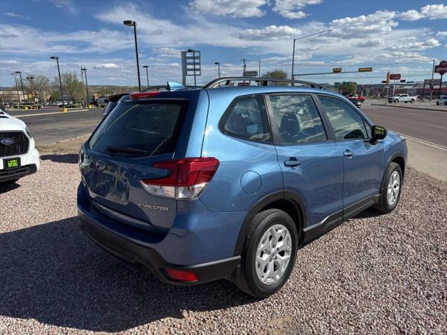 2023 Subaru Forester Base