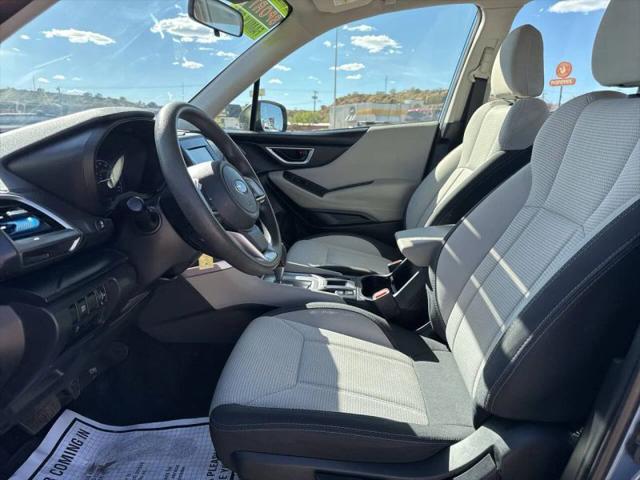 2023 Subaru Forester Base