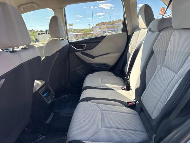 2023 Subaru Forester Base