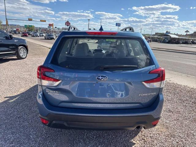 2023 Subaru Forester Base