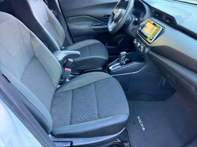 2020 Nissan Kicks S Xtronic CVT