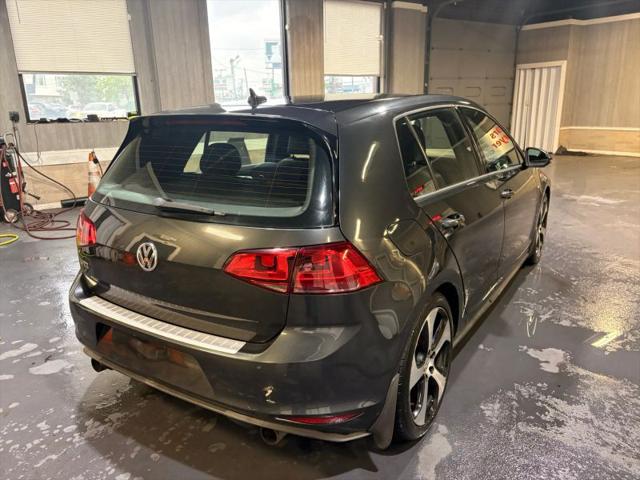 2015 Volkswagen Golf GTI 2.0T SE 4-Door