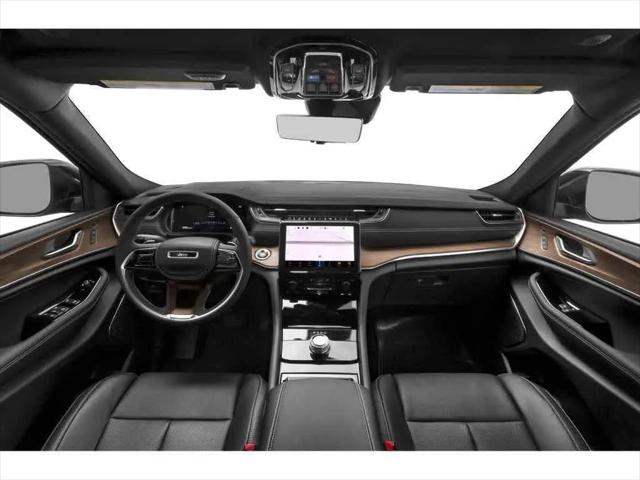 2023 Jeep Grand Cherokee L Overland 4x2