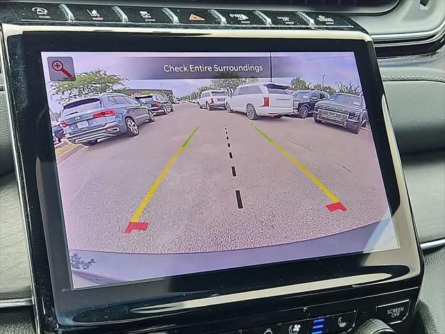 2023 Jeep Grand Cherokee L Overland 4x2