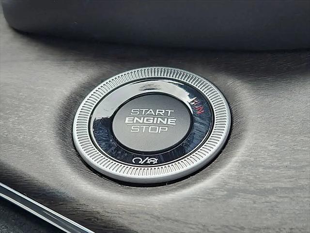 2023 Jeep Grand Cherokee L Overland 4x2