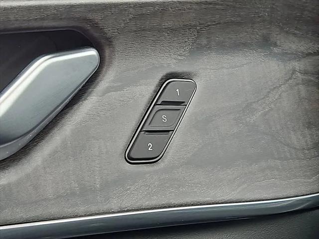 2023 Jeep Grand Cherokee L Overland 4x2
