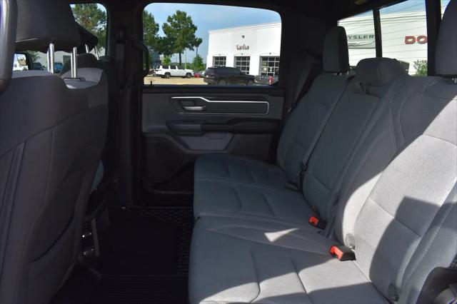 2022 Ram 1500 Big Horn Crew Cab 4x4 5'7" Box