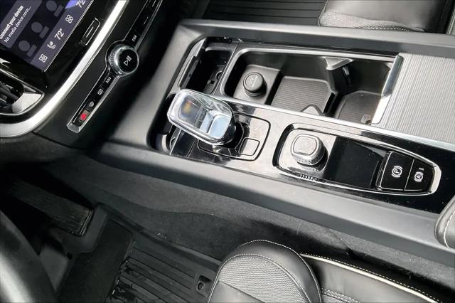 2023 Volvo S60 B5 Ultimate Black Edition