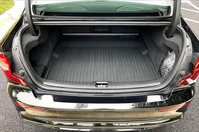 2023 Volvo S60 B5 Ultimate Black Edition