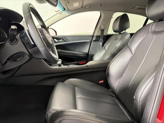 2021 Genesis G70 2.0T RWD