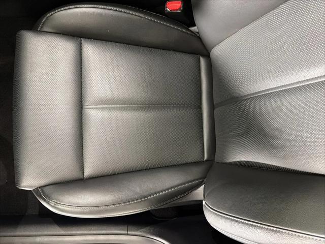 2021 Genesis G70 2.0T RWD
