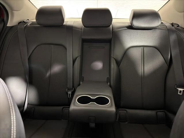 2021 Genesis G70 2.0T RWD
